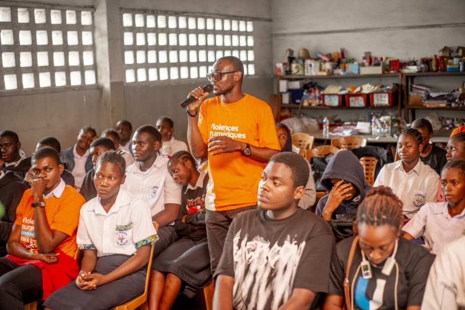Session de sensibilisation Mwana Yeba Numerique
