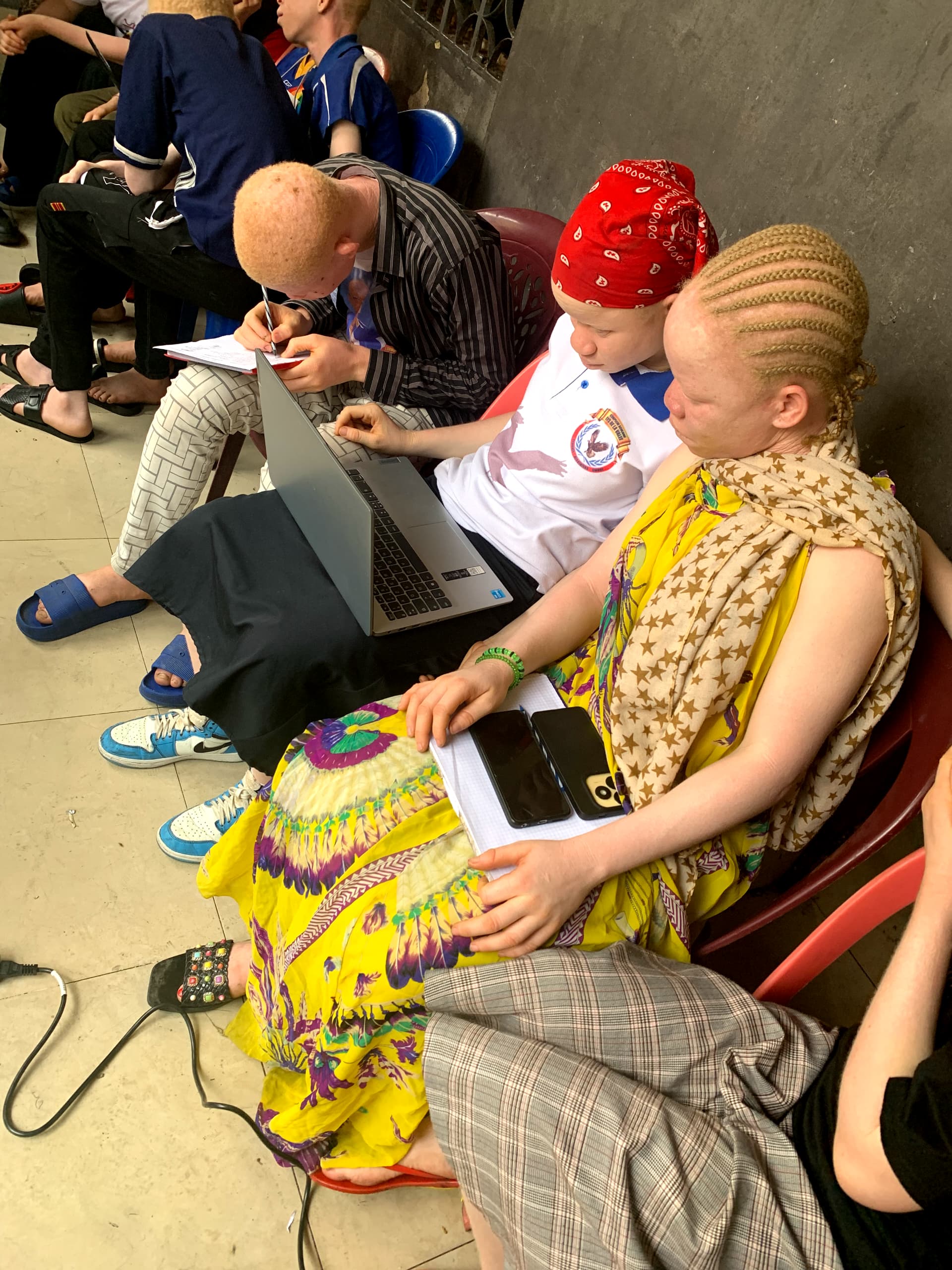 Programme Mwana Yeba Numérique s'adapte aux besoins des enfants albinos